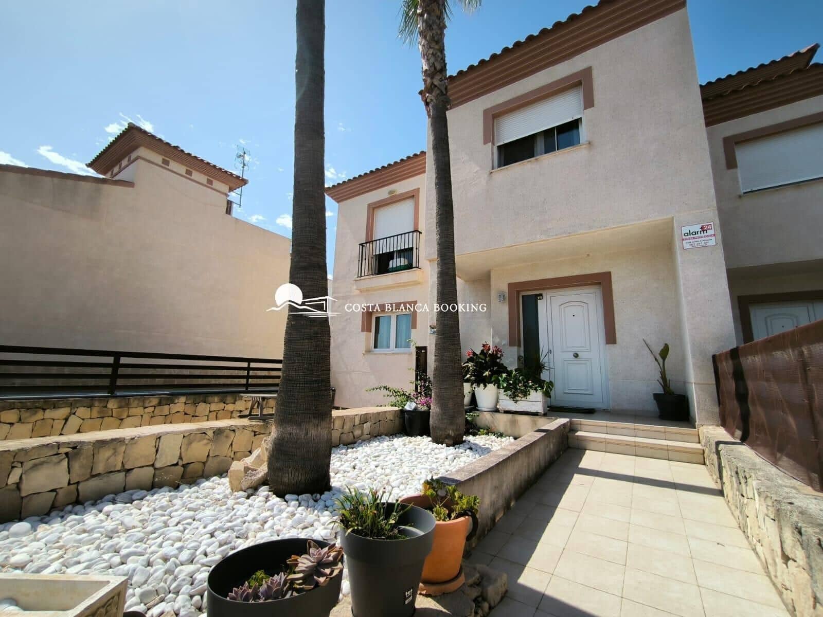 Chalet de 4 habitaciones en Alfaz del Pi / L'Alfàs del Pi en venta con piscina garaje - 398.000 € (Ref: 9582842)
