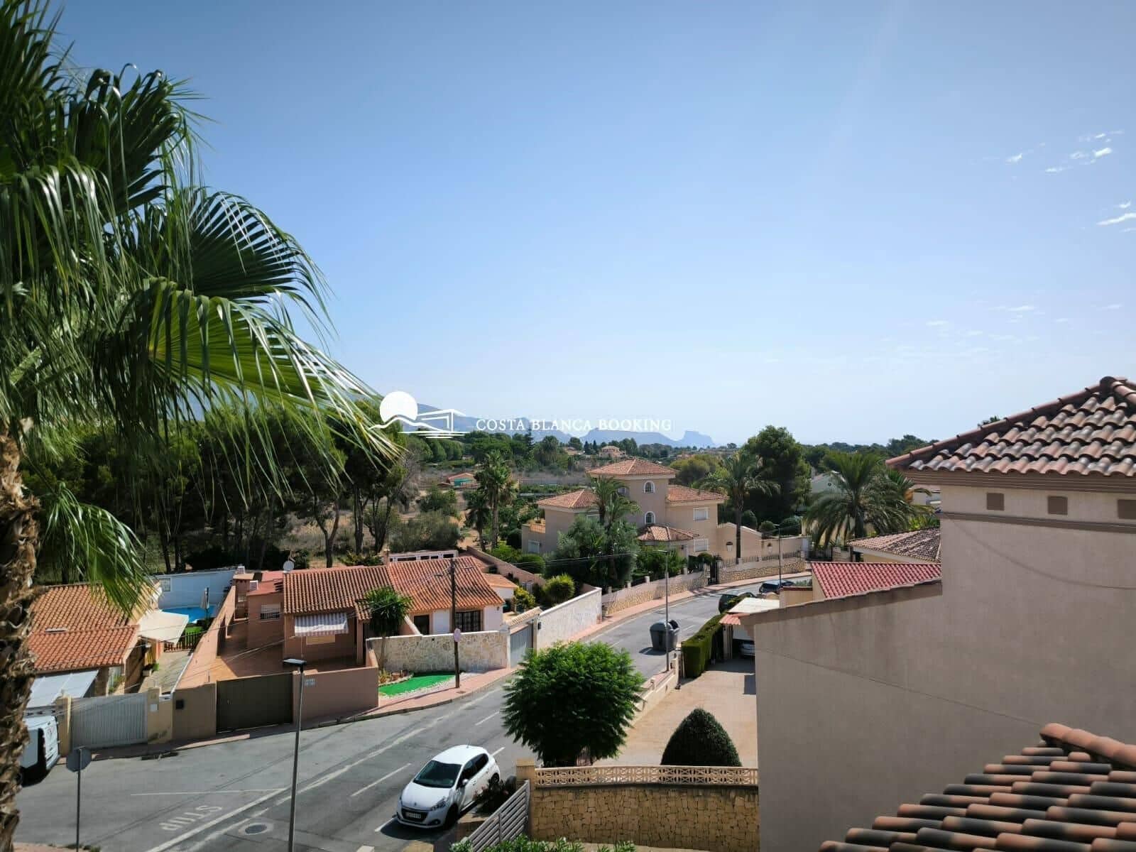 Chalet de 4 habitaciones en Alfaz del Pi / L'Alfàs del Pi en venta con piscina garaje - 398.000 € (Ref: 9582842)