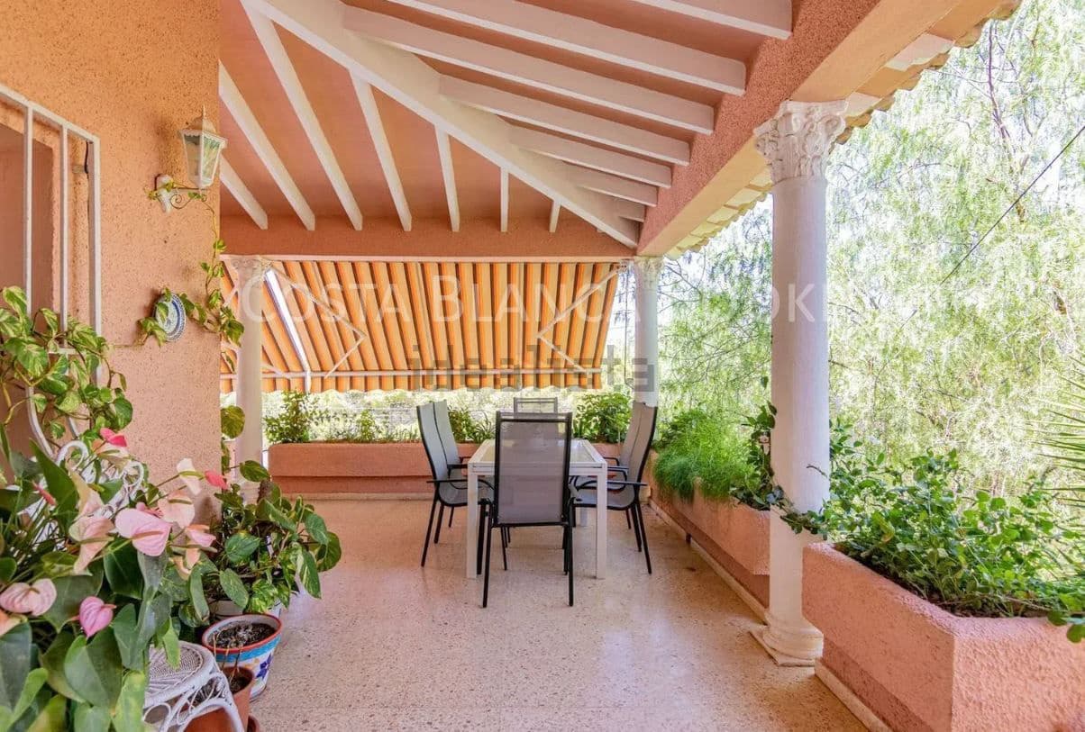 4 sovrum Villa till salu i Albir - 649 000 € (Ref: 9582843)