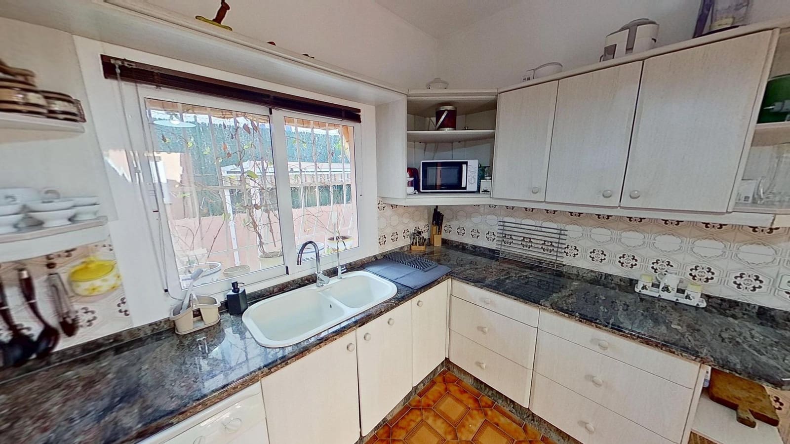 4 slaapkamer Villa te koop in Albir met zwembad garage - € 620.000 (Ref: 9582843)