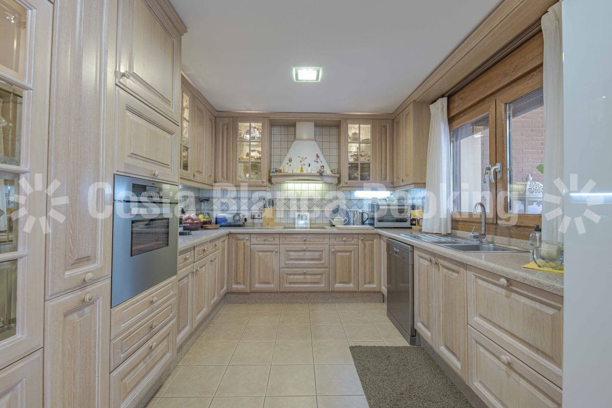 6 soveværelse Villa til salg i Benidorm - € 1.400.000 (Ref: 9582851)