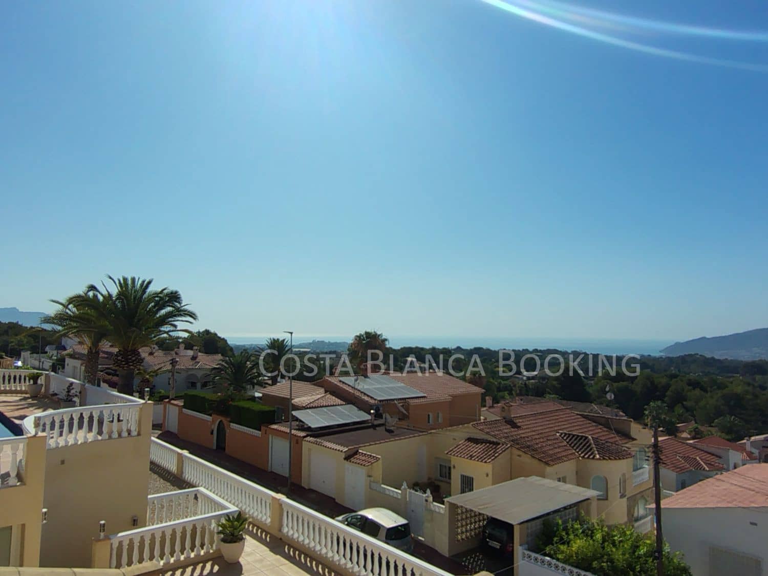 4 bedroom Villa for sale in Alfaz del Pi / L'Alfas del Pi - € 740,000 (Ref: 9582853)