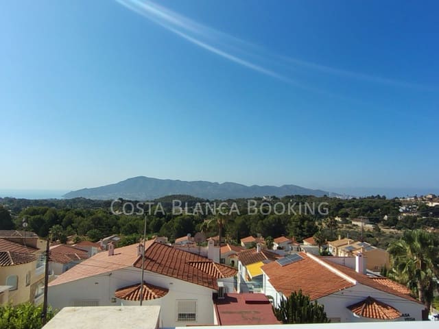 4 bedroom Villa for sale in Alfaz del Pi / L'Alfàs del Pi - € 740,000 (Ref: 9582853)