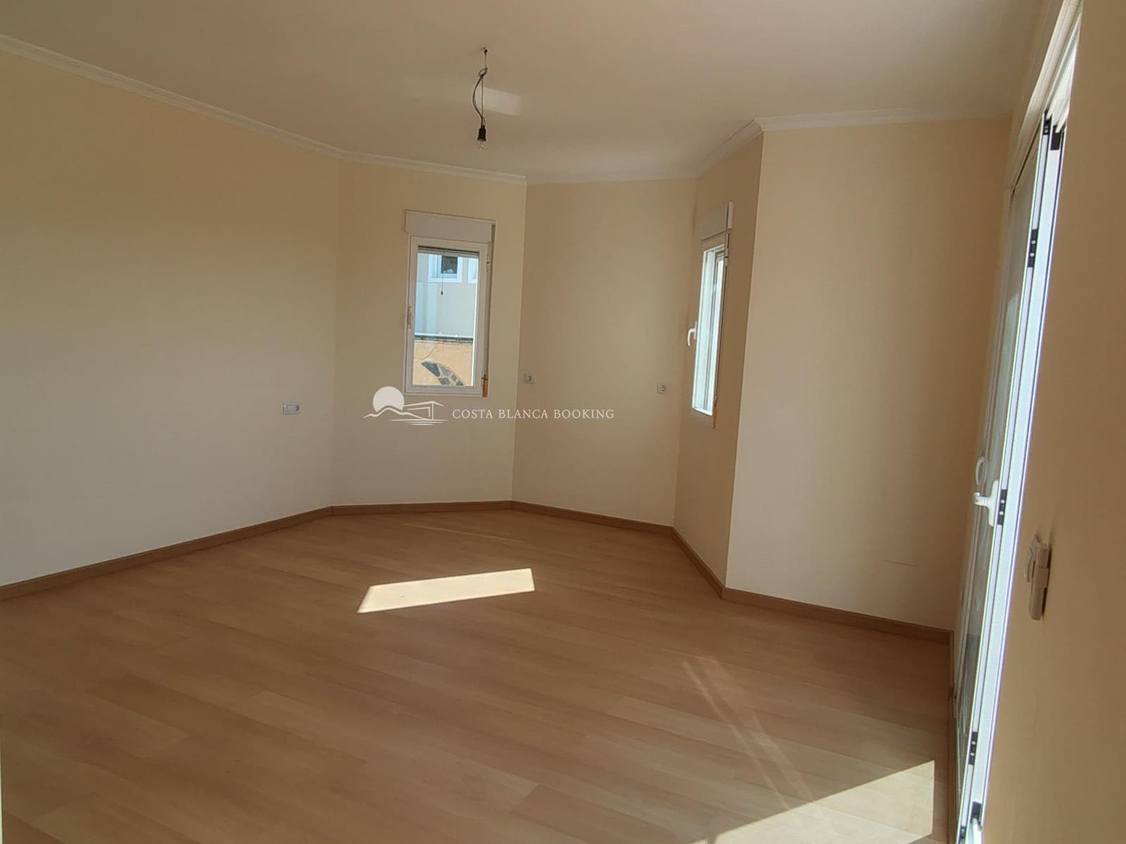 4 soverom Villa til salgs i Alfaz del Pi / L'Alfas del Pi med svømmebasseng garasje - € 740 000 (Ref: 9582853)