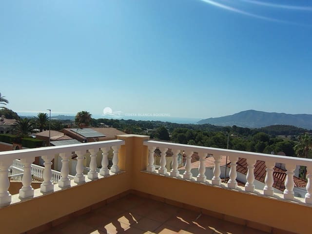 4 soveværelse Villa til salg i Alfaz del Pi / L'Alfàs del Pi med swimmingpool garage - € 740.000 (Ref: 9582853)