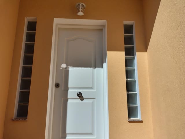 4 soveværelse Villa til salg i Alfaz del Pi / L'Alfàs del Pi med swimmingpool garage - € 740.000 (Ref: 9582853)
