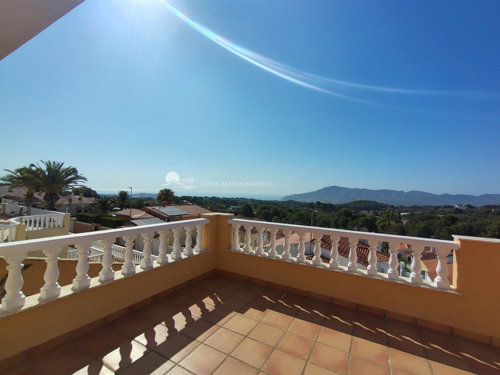 4 soverom Villa til salgs i Alfaz del Pi / L'Alfas del Pi med svømmebasseng garasje - € 740 000 (Ref: 9582853)