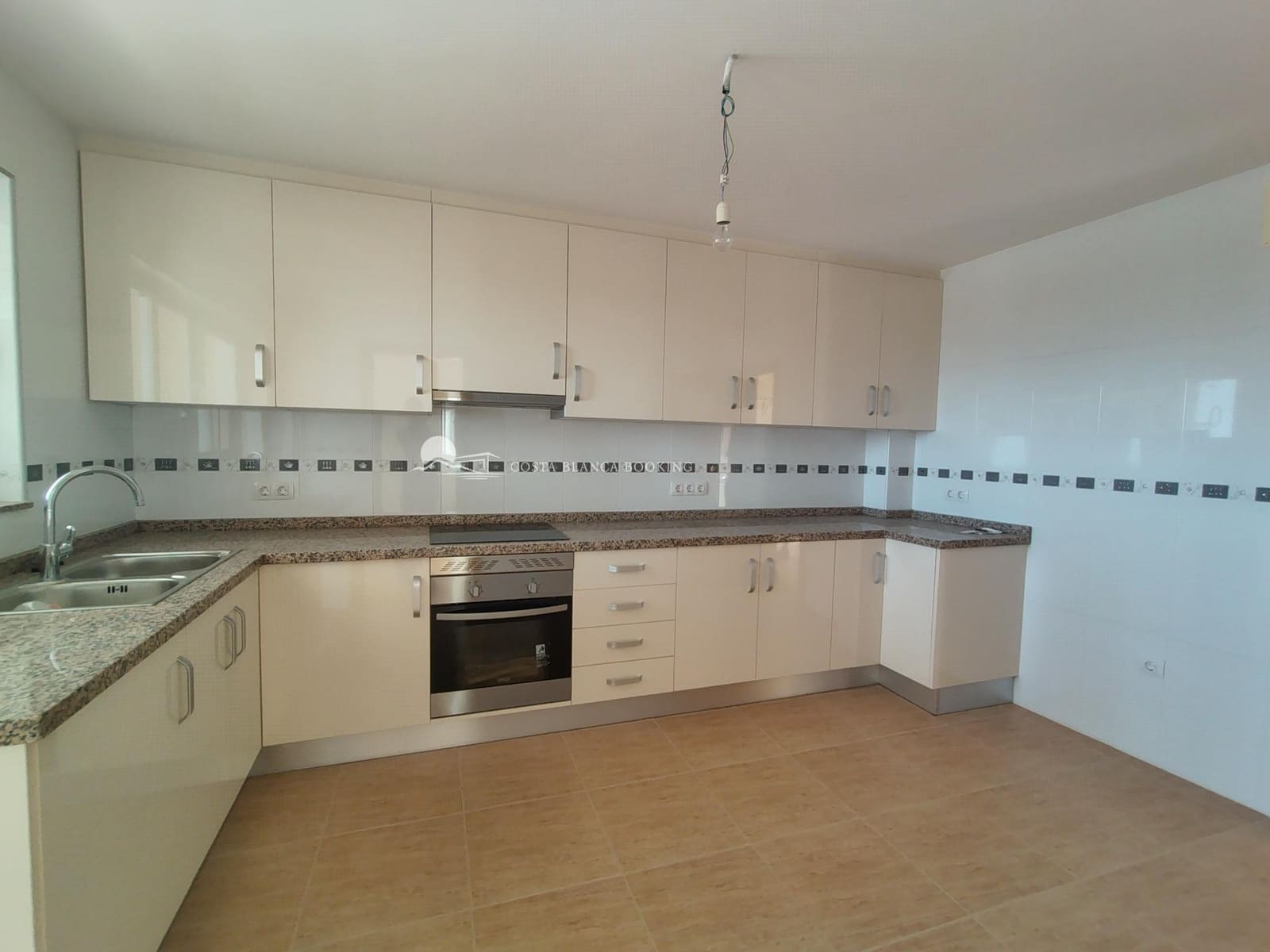 4 soverom Villa til salgs i Alfaz del Pi / L'Alfas del Pi med svømmebasseng garasje - € 740 000 (Ref: 9582853)