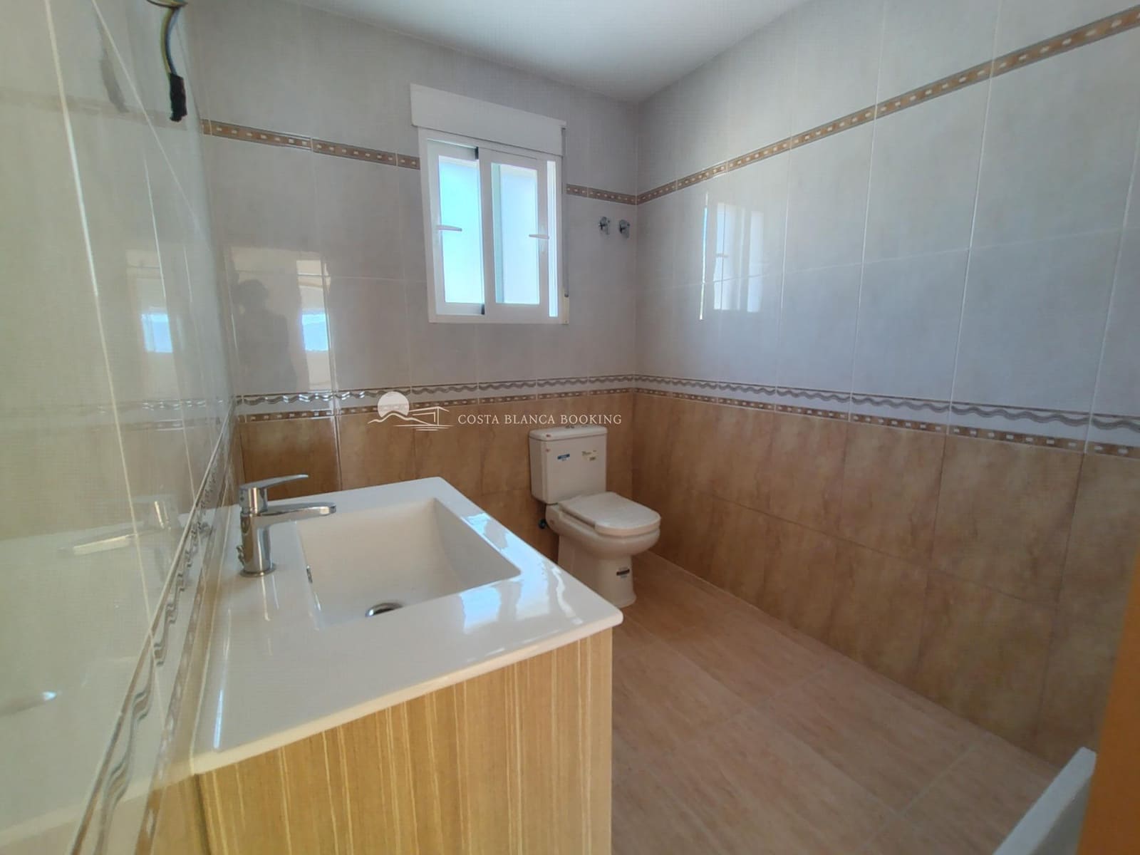 4 soverom Villa til salgs i Alfaz del Pi / L'Alfas del Pi med svømmebasseng garasje - € 740 000 (Ref: 9582853)