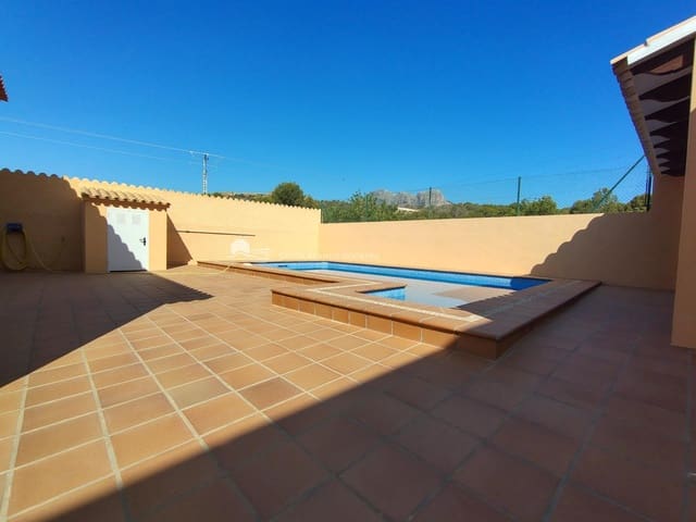 4 soveværelse Villa til salg i Alfaz del Pi / L'Alfàs del Pi med swimmingpool garage - € 740.000 (Ref: 9582853)