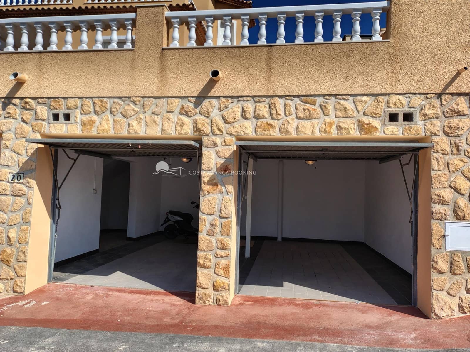 4 soverom Villa til salgs i Alfaz del Pi / L'Alfas del Pi med svømmebasseng garasje - € 740 000 (Ref: 9582853)