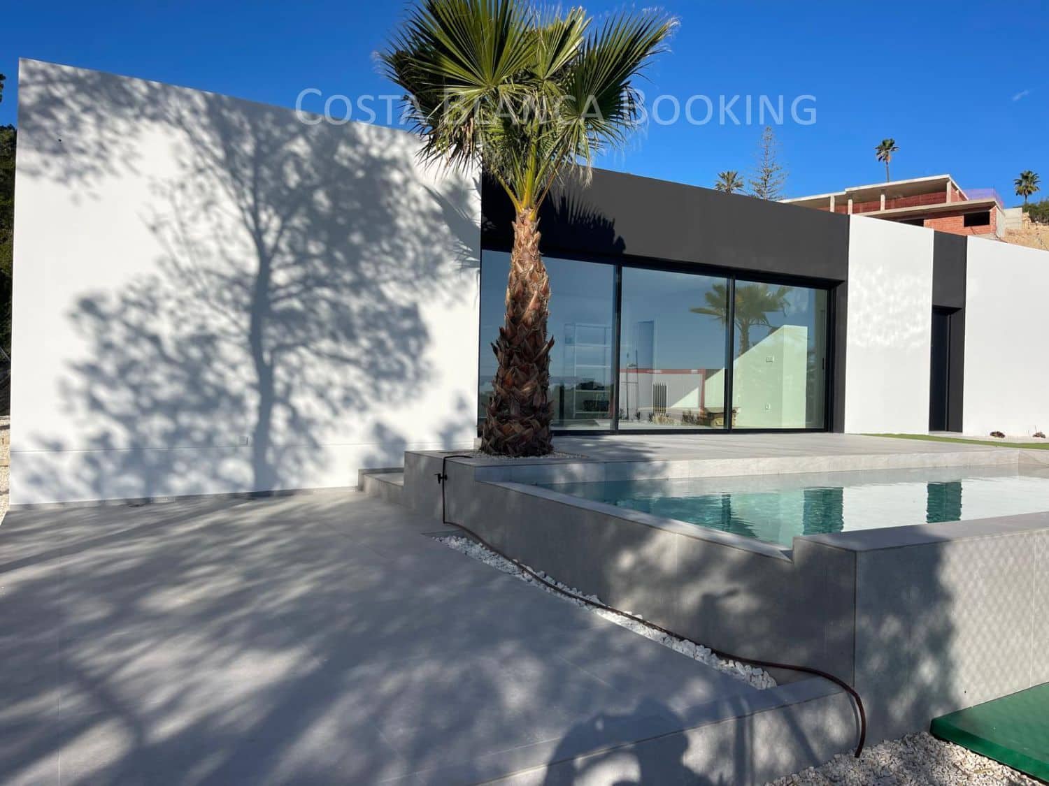 Chalet de 2 habitaciones en Alfaz del Pi / L'Alfàs del Pi en venta - 380.500 € (Ref: 9582860)