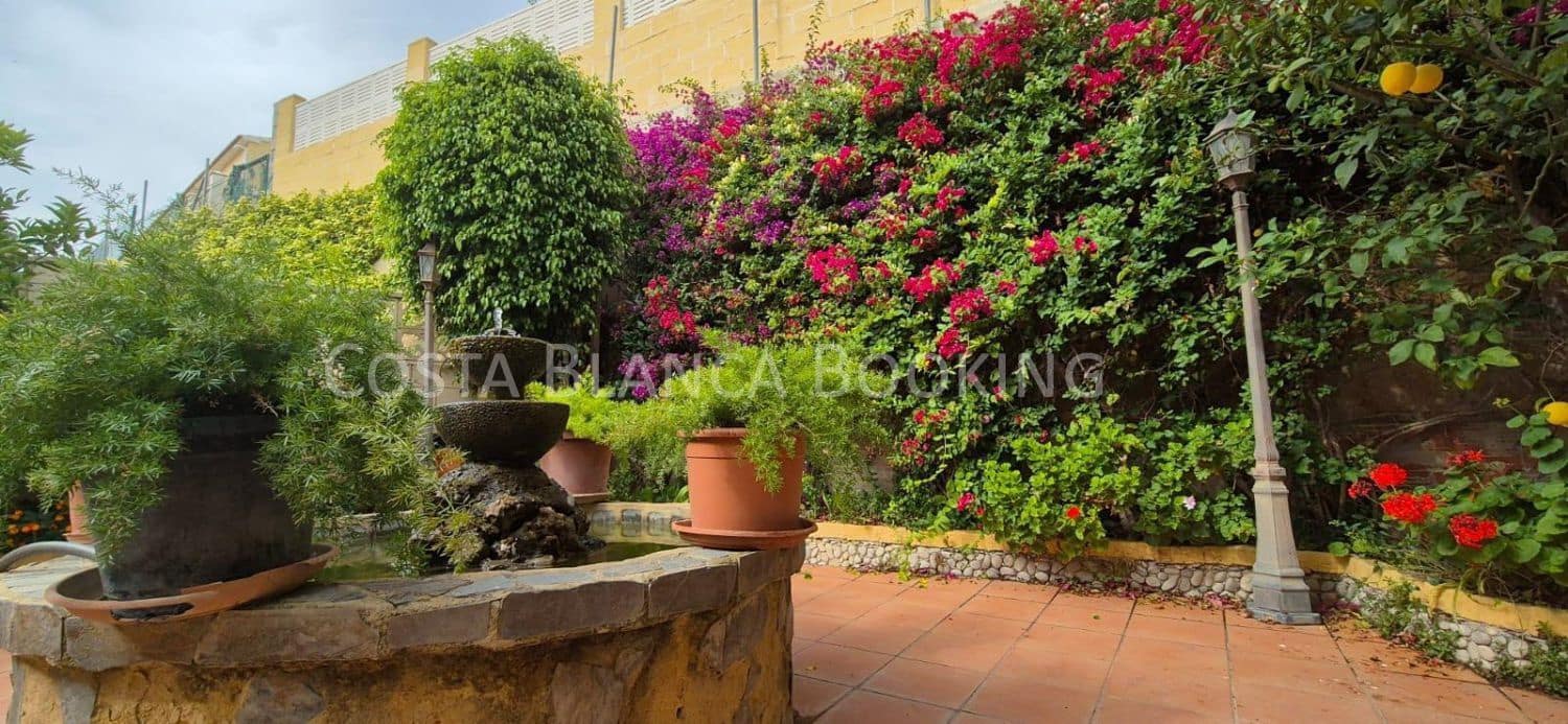 3 makuuhuone Huvila myytävänä paikassa La Nucia - 355 000 € (Ref: 9582863)