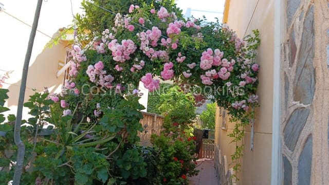 3 bedroom Villa for sale in La Nucia - € 355,000 (Ref: 9582863)