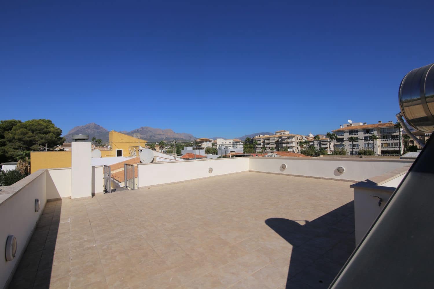 4 soveværelse Villa til salg i Albir - € 902.000 (Ref: 9582864)