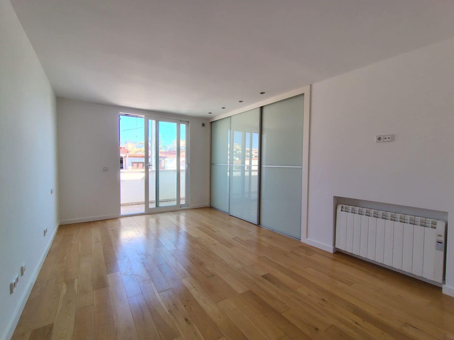 4 sypialnia Willa na sprzedaż w Albir z garażem - 900 000 € (Ref: 9582864)