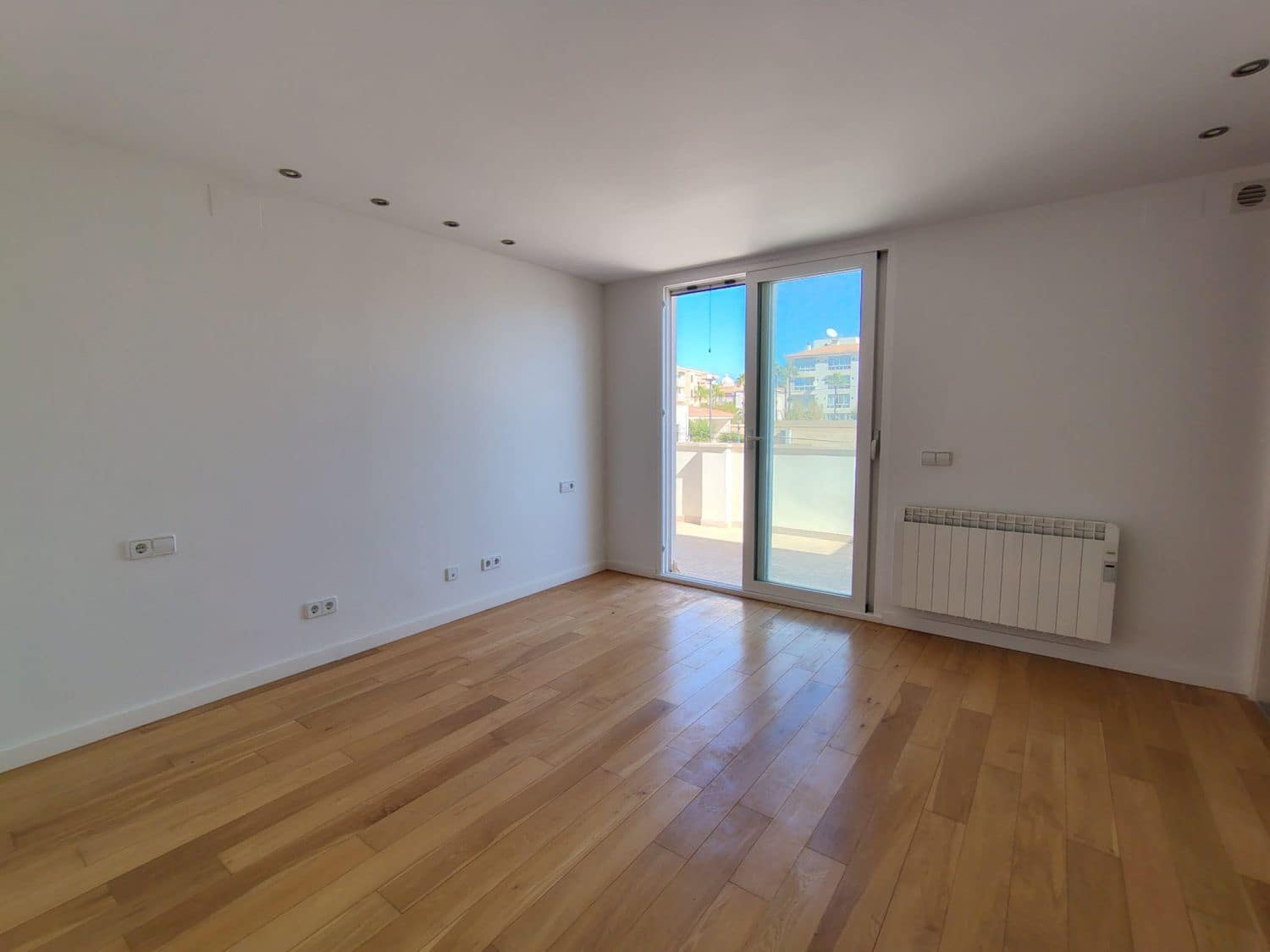 4 sypialnia Willa na sprzedaż w Albir z garażem - 900 000 € (Ref: 9582864)