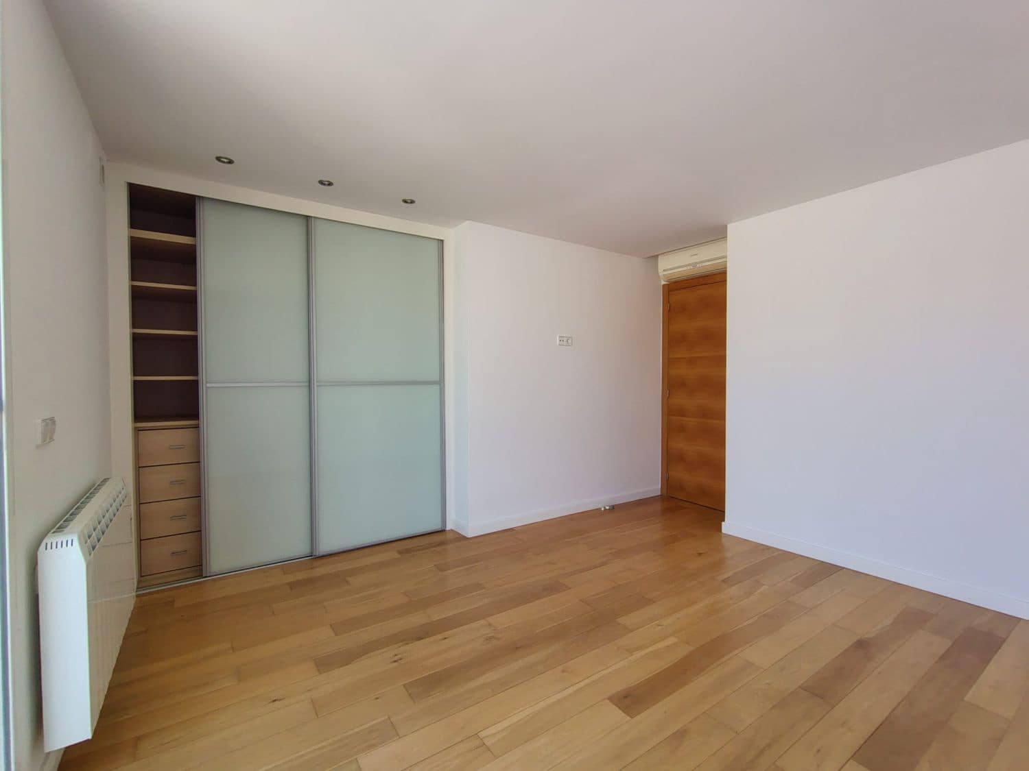 4 sypialnia Willa na sprzedaż w Albir z garażem - 900 000 € (Ref: 9582864)