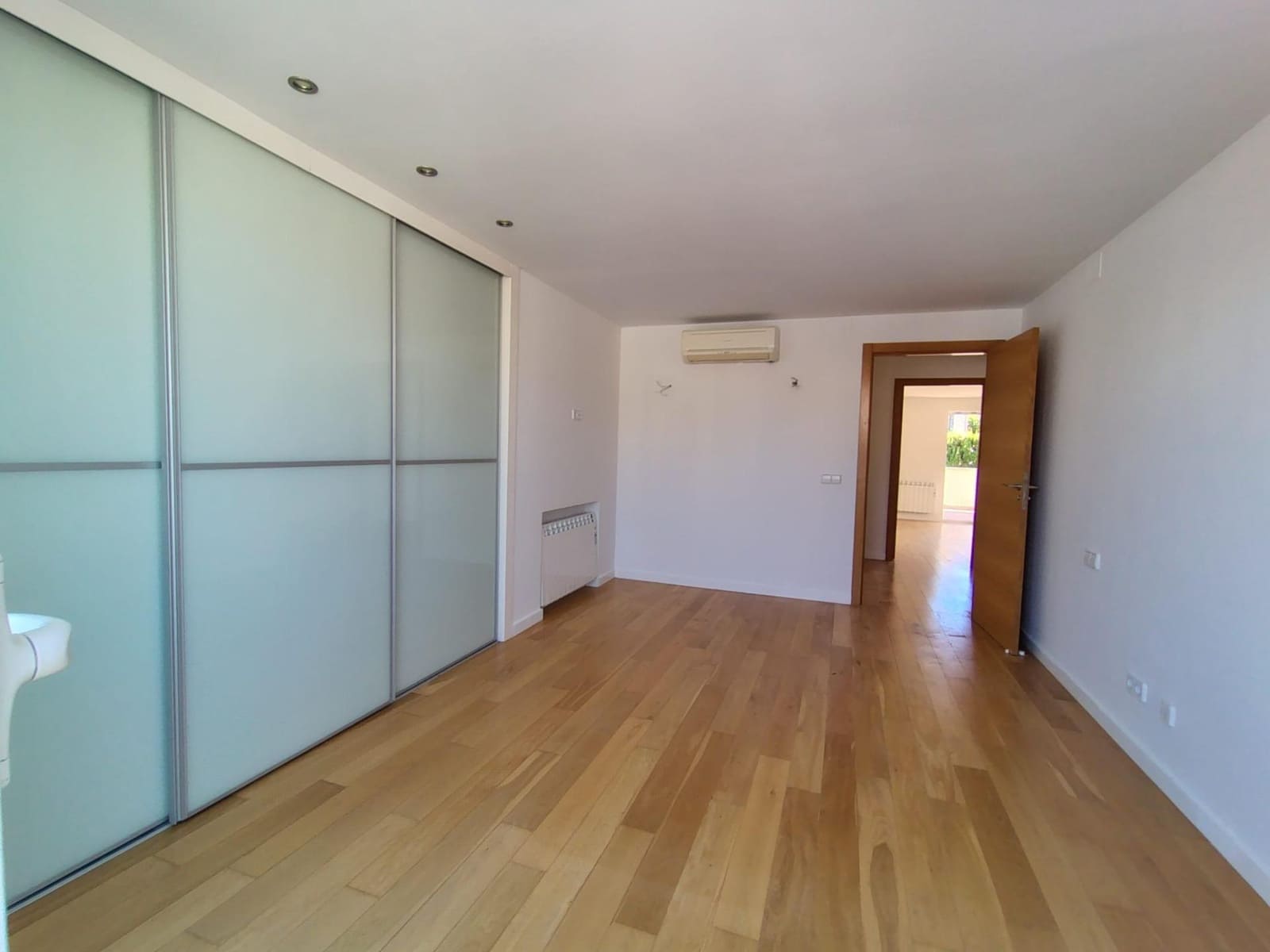 4 slaapkamer Villa te koop in Albir met zwembad garage - € 900.000 (Ref: 9582864)