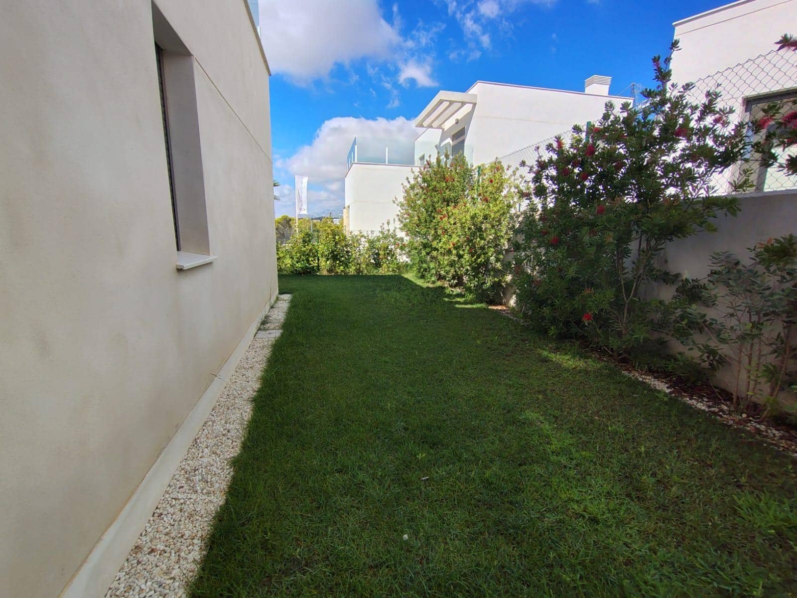 3 quarto Moradia para venda em Finestrat com piscina garagem - 850 000 € (Ref: 9582865)