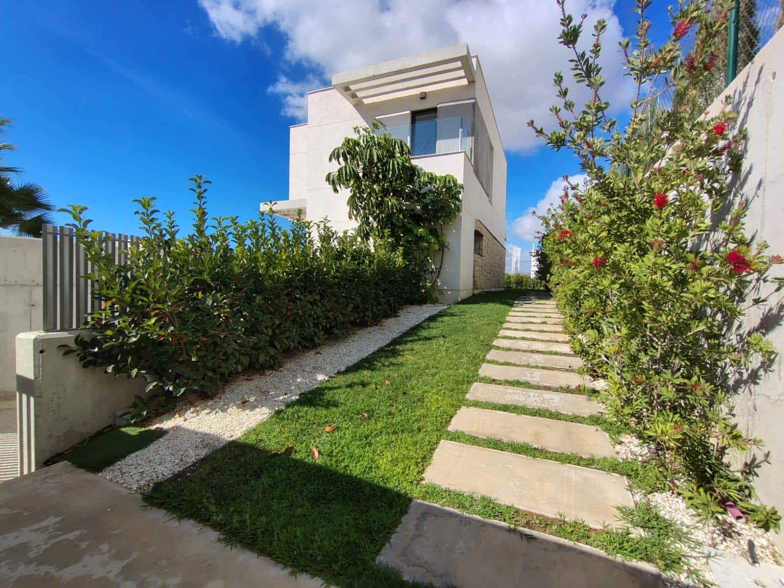3 quarto Moradia para venda em Finestrat com piscina garagem - 850 000 € (Ref: 9582865)