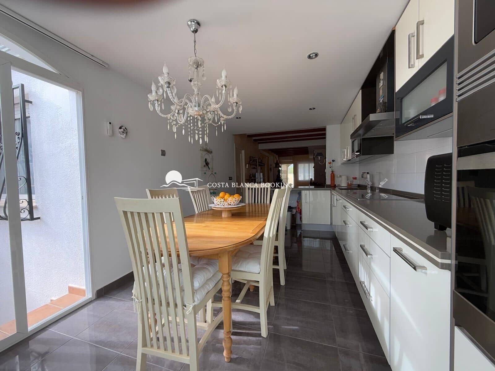 3 soveværelse Bungalow til salg i Alfaz del Pi / L'Alfas del Pi med swimmingpool garage - € 375.000 (Ref: 9582867)