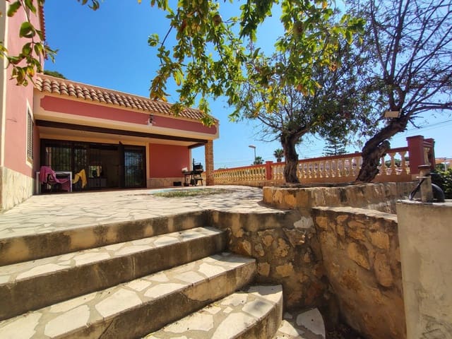 6 soveværelse Villa til salg i Barranco Hondo, La Nucia - € 750.000 (Ref: 9582870)