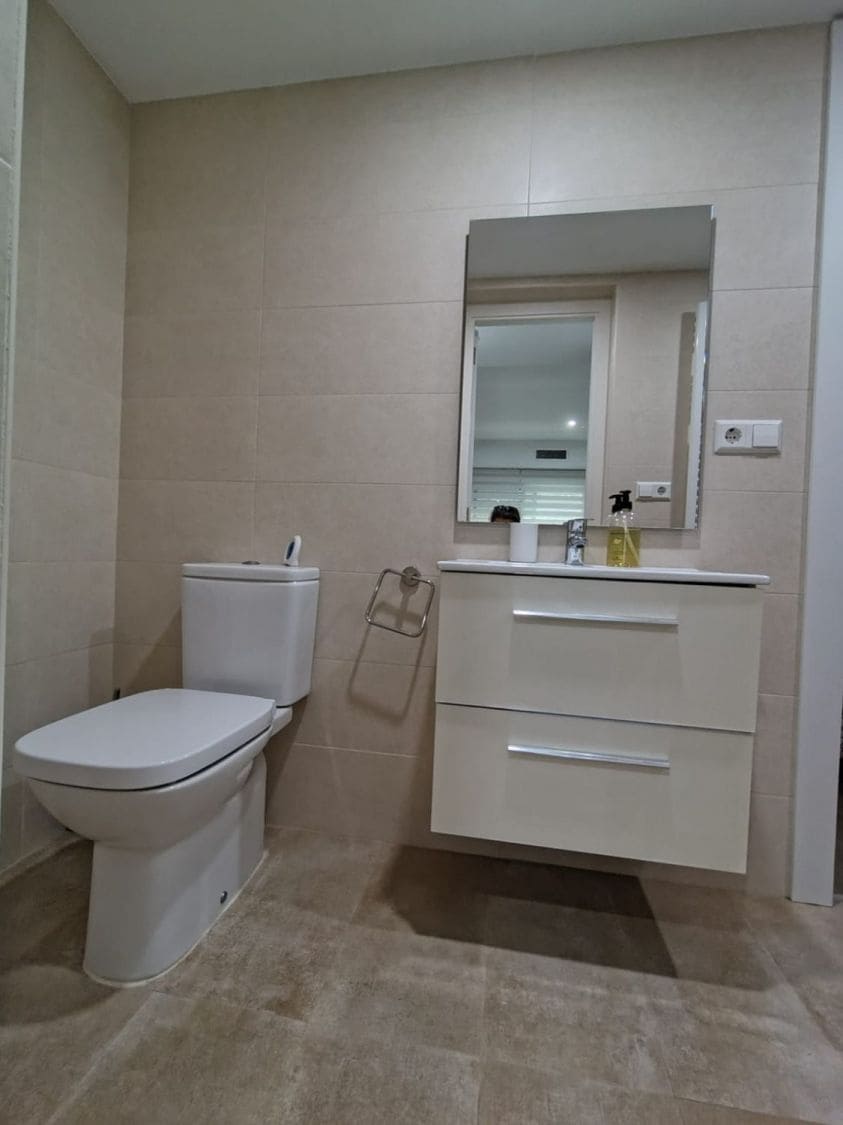 9 Zimmer Villa zu verkaufen in Alfaz del Pi / L'Alfas del Pi - 1.075.000 € (Ref: 9582871)