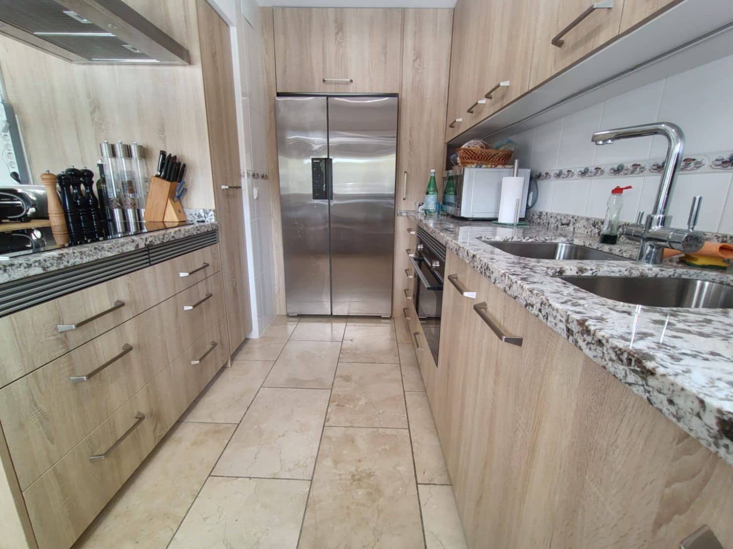 9 Zimmer Villa zu verkaufen in Alfaz del Pi / L'Alfas del Pi - 1.075.000 € (Ref: 9582871)