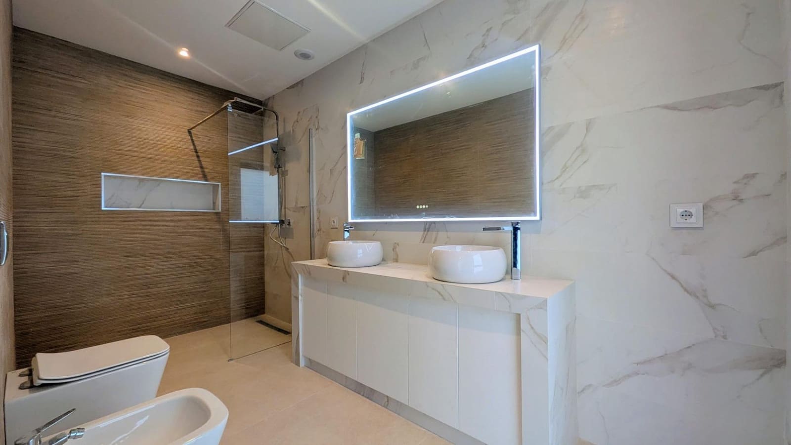 4 sypialnia Willa na sprzedaż w Albir z basenem garażem - 1 195 000 € (Ref: 9582872)