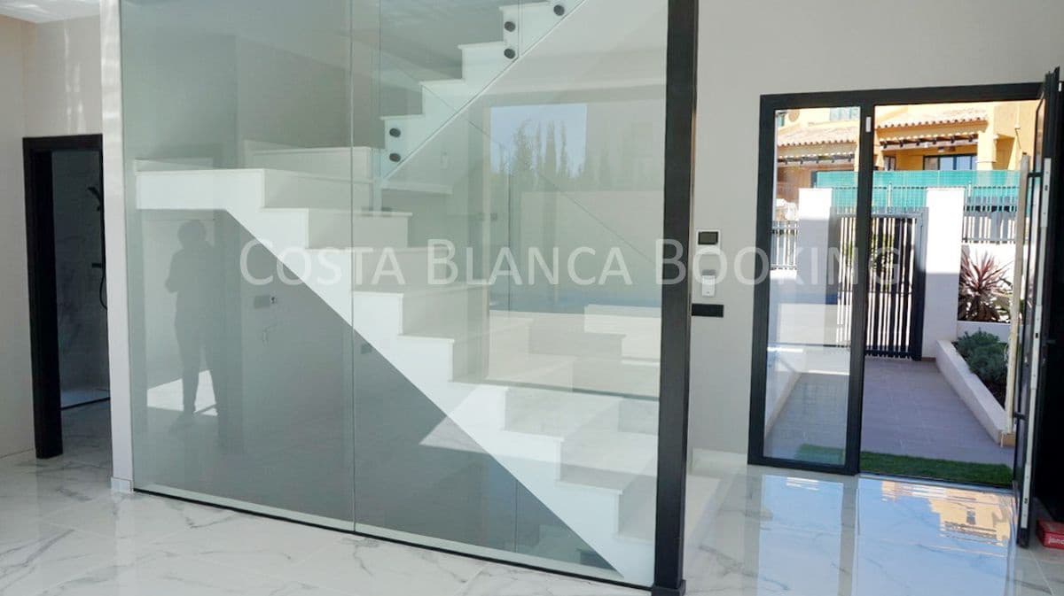 5 slaapkamer Villa te koop in Finestrat - € 1.150.000 (Ref: 9582873)