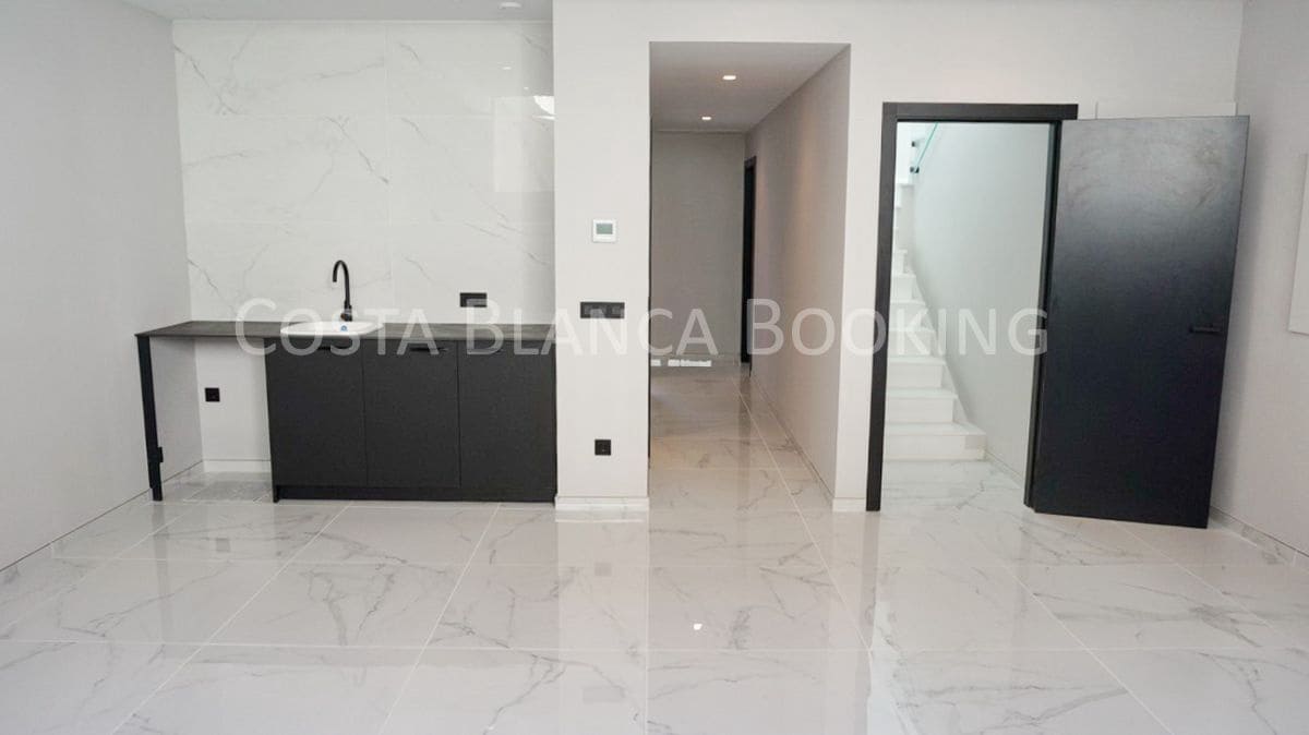 5 slaapkamer Villa te koop in Finestrat - € 1.150.000 (Ref: 9582873)