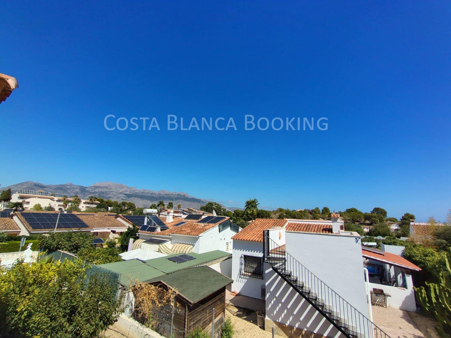 4 soveværelse Villa til salg i Alfaz del Pi / L'Alfas del Pi med garage - € 439.000 (Ref: 9582875)