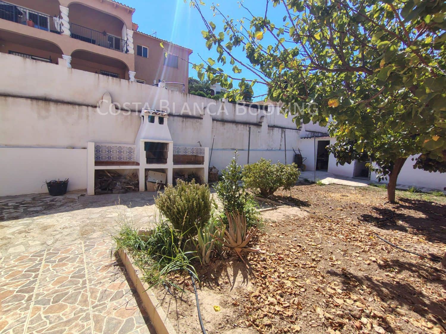 4 soveværelse Villa til salg i Alfaz del Pi / L'Alfas del Pi med garage - € 439.000 (Ref: 9582875)