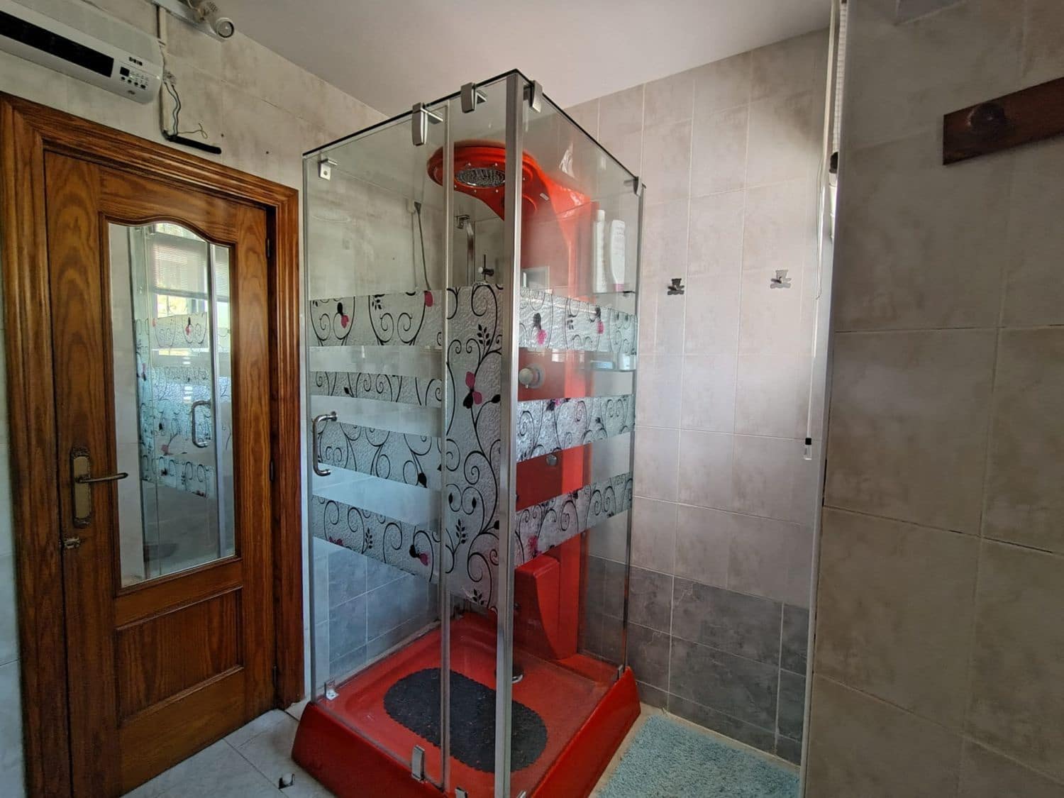 Chalet de 4 habitaciones en Alfaz del Pi / L'Alfàs del Pi en venta con garaje - 439.000 € (Ref: 9582875)