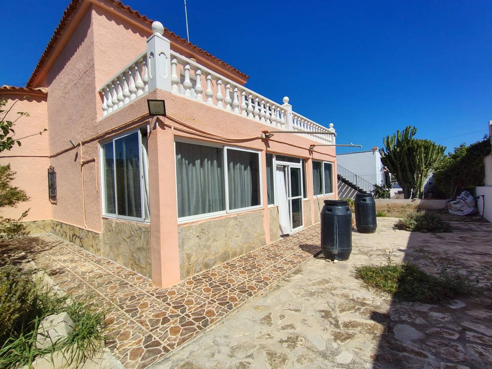Chalet de 4 habitaciones en Alfaz del Pi / L'Alfàs del Pi en venta con garaje - 439.000 € (Ref: 9582875)