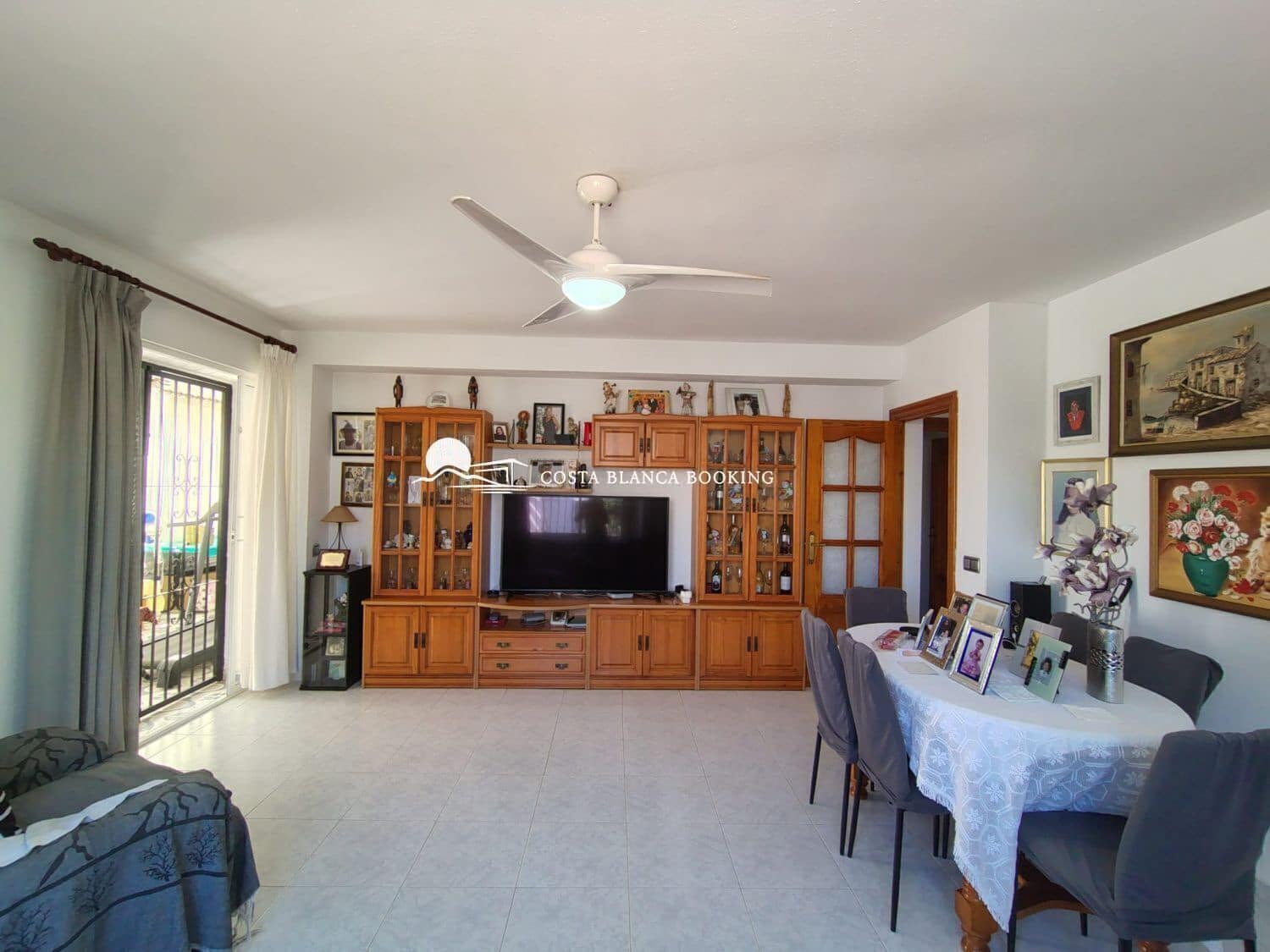 4 bedroom Villa for sale in Alfaz del Pi / L'Alfas del Pi with garage - € 439,000 (Ref: 9582875)
