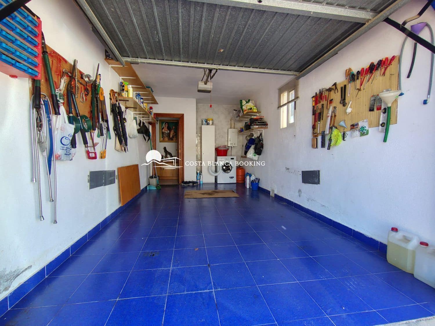 4 bedroom Villa for sale in Alfaz del Pi / L'Alfas del Pi with garage - € 439,000 (Ref: 9582875)
