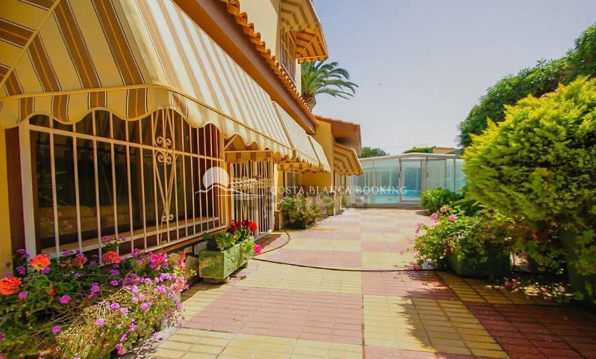 4 quarto Moradia para venda em Albir com piscina garagem - 1 500 000 € (Ref: 9586364)