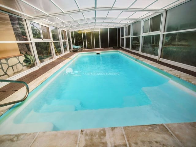 Chalet de 4 habitaciones en Albir, Alfaz del Pi / L'Alfàs del Pi en venta con piscina garaje - 1.500.000 € (Ref: 9586364)