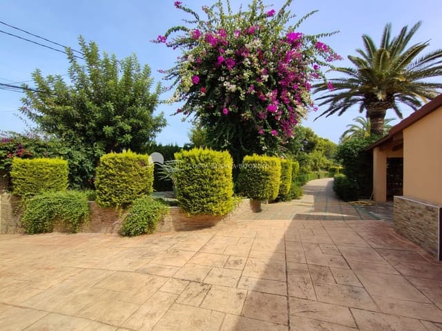 Chalet de 4 habitaciones en Albir, Alfaz del Pi / L'Alfàs del Pi en venta con piscina garaje - 1.500.000 € (Ref: 9586364)