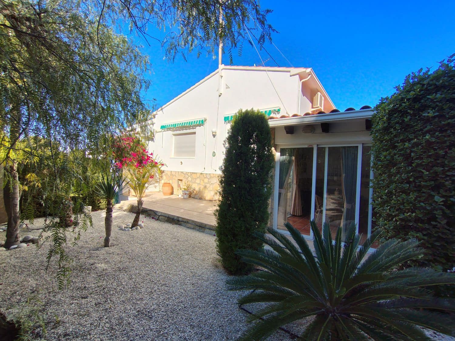 4 soveværelse Villa til salg i Albir - € 599.000 (Ref: 9591179)