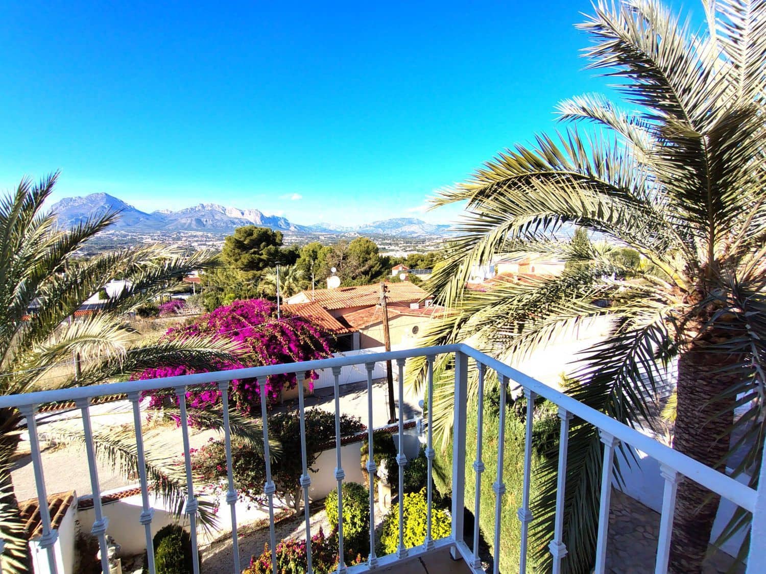 4 soveværelse Villa til salg i Albir - € 599.000 (Ref: 9591179)