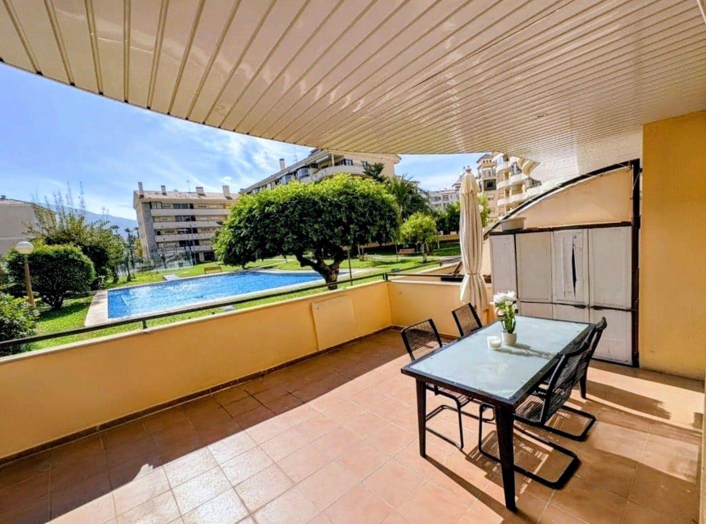 2 bedroom Apartment for sale in Albir - € 330,000 (Ref: 9591180)