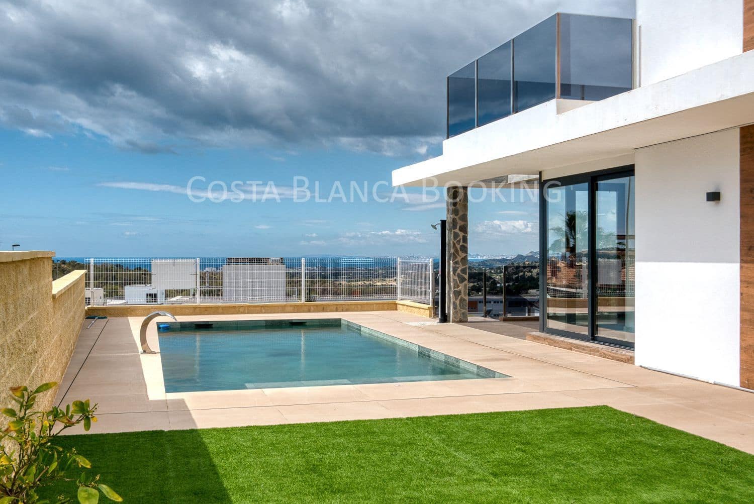 4 bedroom Villa for sale in Finestrat - € 920,000 (Ref: 9599476)