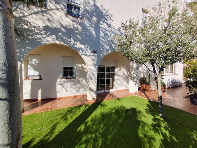 3 slaapkamer Villa te koop in Montiboli, La Villajoyosa / Vila Joiosa met garage - € 490.000 (Ref: 9611461)