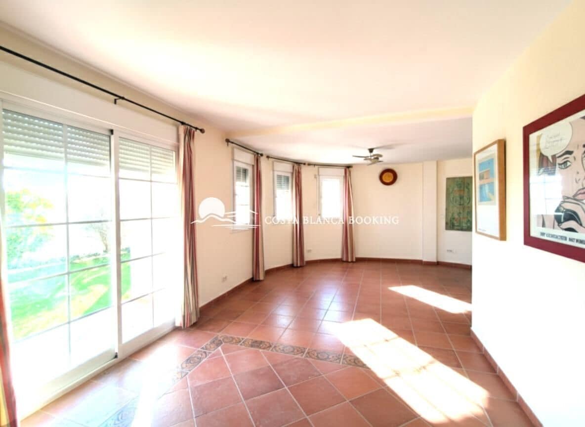 3 Zimmer Villa zu verkaufen in Montiboli mit Pool Garage - 470.000 € (Ref: 9611461)