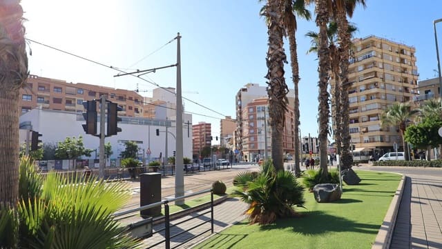 Apartamento de 3 habitaciones en La Villajoyosa / Vila Joiosa en venta - 256.000 € (Ref: 9619149)