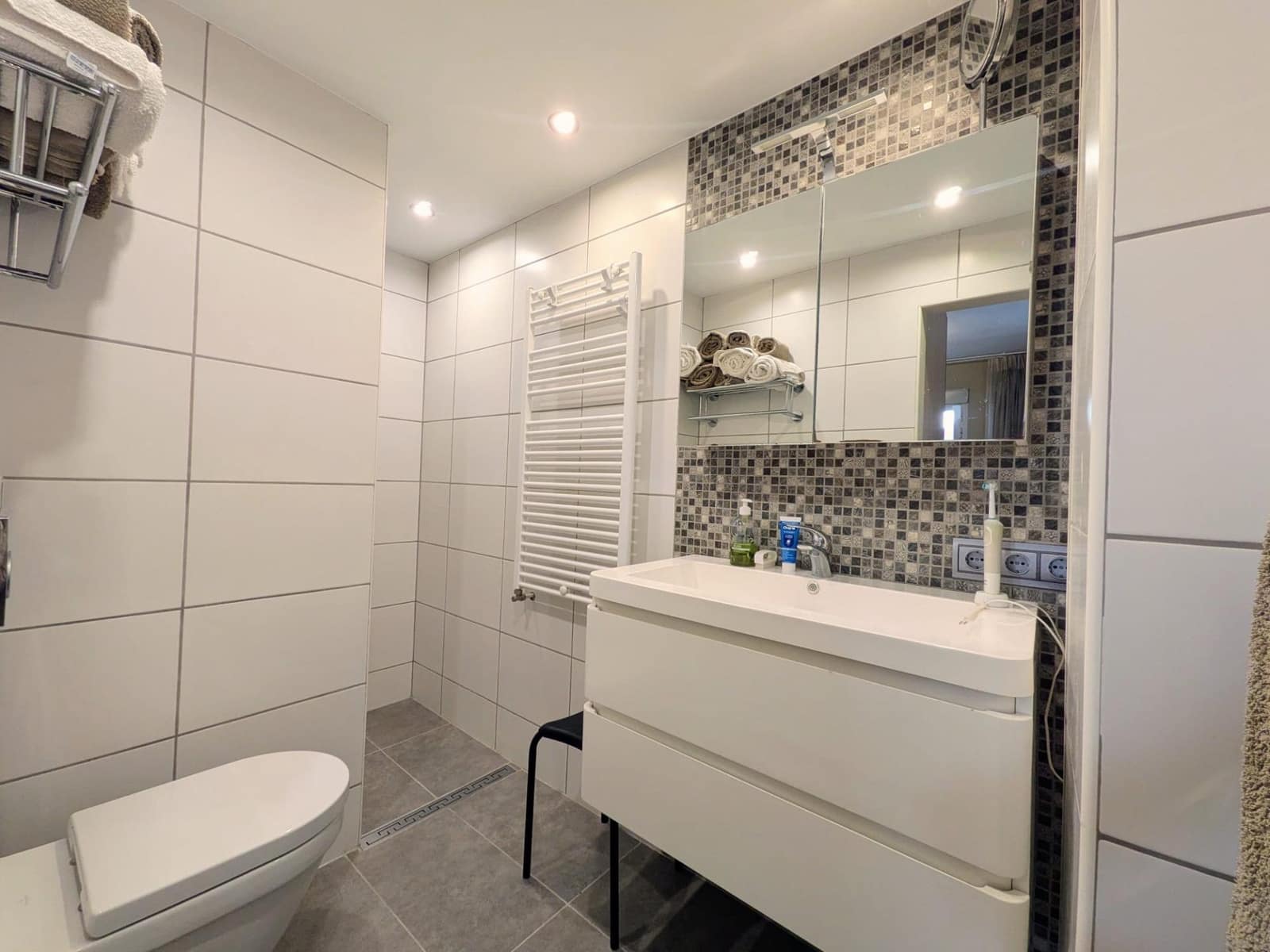 2 bedroom Penthouse for sale in Albir with pool garage - € 449,000 (Ref: 9634148)