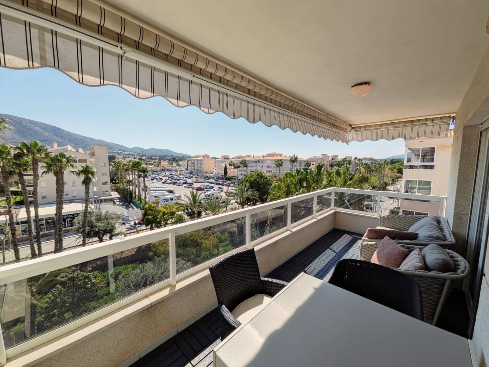 2 bedroom Penthouse for sale in Albir with pool garage - € 449,000 (Ref: 9634148)